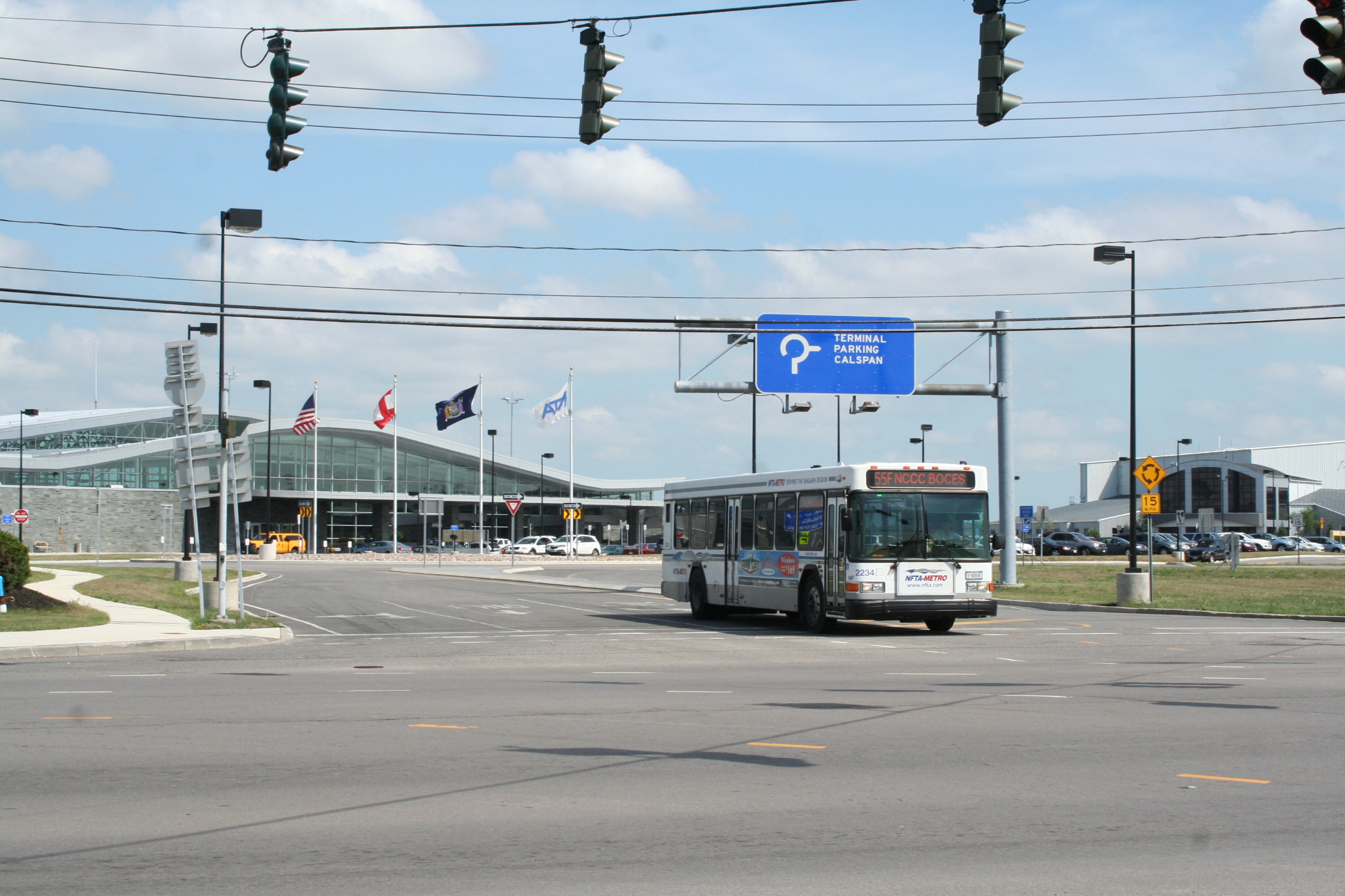Park And Fly Niagara Falls International Airport www.niagarafallsairport.com